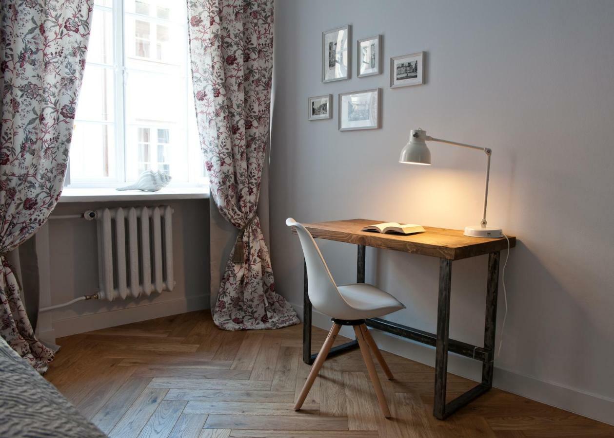 Red Brick Old Town Apartment Varşovia Exterior foto