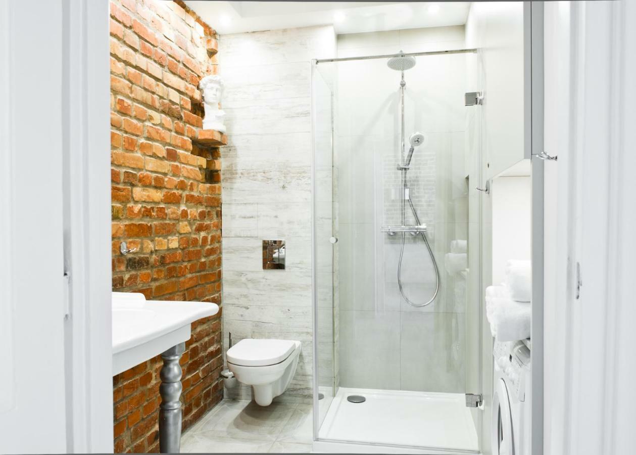 Red Brick Old Town Apartment Varşovia Exterior foto